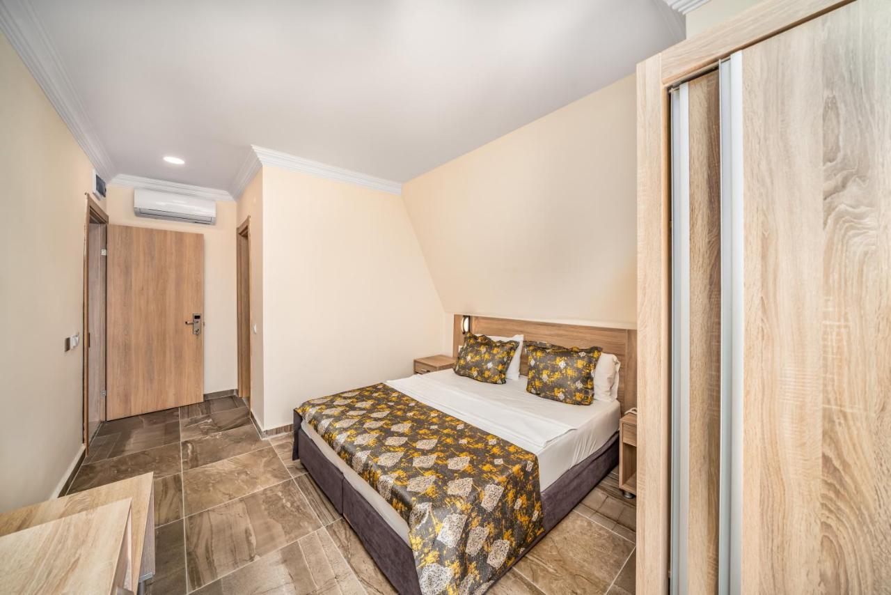 Arsı Paradıse 4*